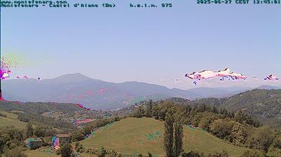 immagine della webcam nei dintorni di Castello di Serravalle: webcam Castel d'Aiano