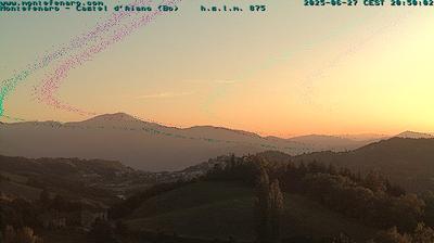 immagine della webcam nei dintorni di Castello di Serravalle: webcam Castel d'Aiano