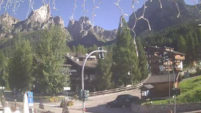 Preview delle webcam di Selva di Cadore: Bar Bianco di Gioacchino a S. Fosca (BL)