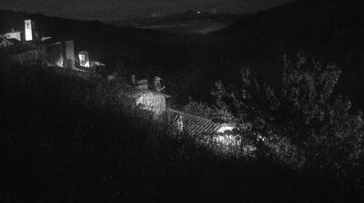 immagine della webcam nei dintorni di Torri: webcam Ortignano Raggiolo