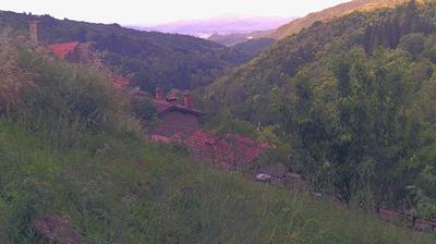 immagine della webcam nei dintorni di Chiusi della Verna: webcam Ortignano Raggiolo