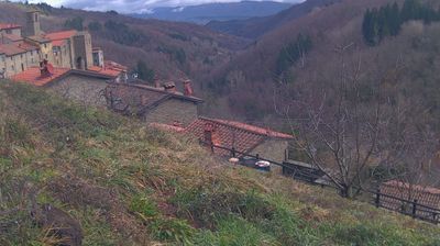 immagine della webcam nei dintorni di Chiusi della Verna: webcam Ortignano Raggiolo