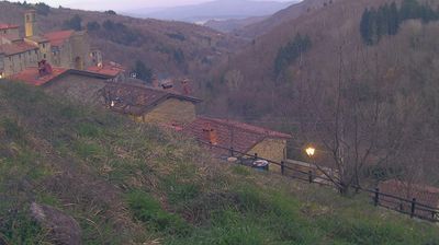 immagine della webcam nei dintorni di Sieci: webcam Ortignano Raggiolo