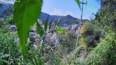 immagine della webcam nei dintorni di Ospedaletti: webcam Dolceacqua