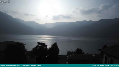 immagine della webcam nei dintorni di Binago: webcam Carate Urio