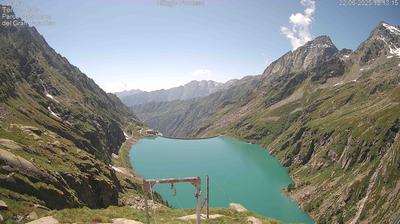 immagine della webcam nei dintorni di Val Urtier: webcam Noasca