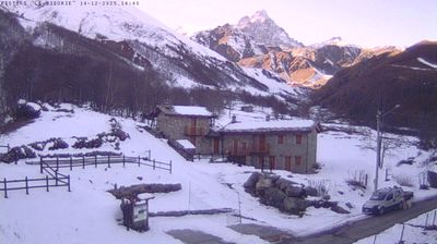 immagine della webcam nei dintorni di Crissolo Pian della Regina: webcam Oncino