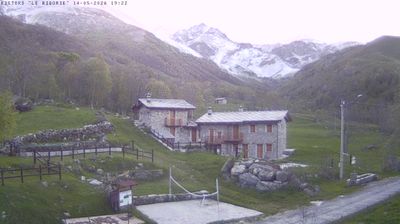 immagine della webcam nei dintorni di Pagno: webcam Oncino