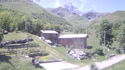 immagine della webcam nei dintorni di Rucas di Bagnolo: webcam Oncino