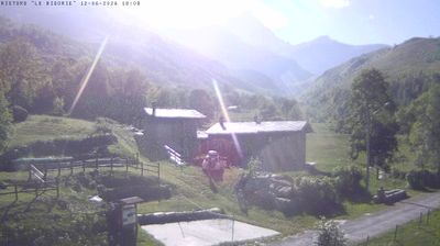 immagine della webcam nei dintorni di Acceglio: webcam Oncino
