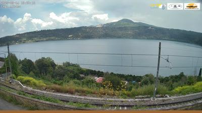 immagine della webcam nei dintorni di Tor Bella Monaca: webcam Castel Gandolfo