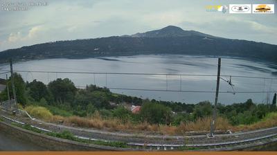 immagine della webcam nei dintorni di Torre Spaccata: webcam Castel Gandolfo