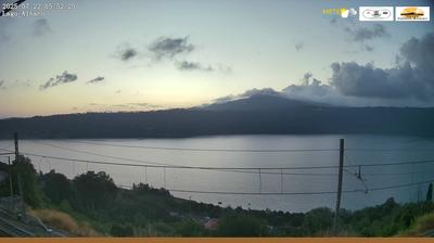 immagine della webcam nei dintorni di Roma Monti: webcam Castel Gandolfo