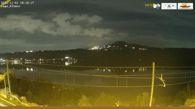 immagine della webcam nei dintorni di Rocca Priora: webcam Castel Gandolfo