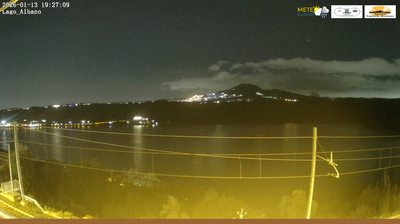 immagine della webcam nei dintorni di Roma San Basilio: webcam Castel Gandolfo