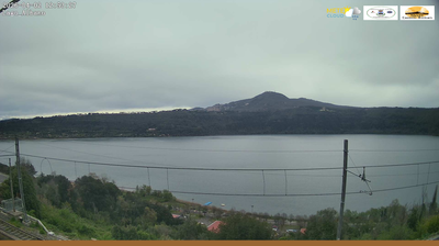immagine della webcam nei dintorni di Roma Tor di Quinto: webcam Castel Gandolfo
