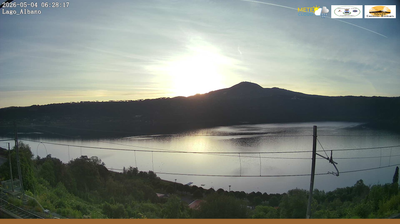 immagine della webcam nei dintorni di Roma Monti: webcam Castel Gandolfo