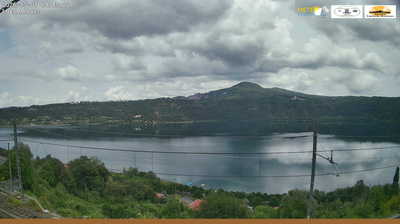 immagine della webcam nei dintorni di Capranica Prenestina: webcam Castel Gandolfo