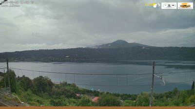 immagine della webcam nei dintorni di Latina Scalo: webcam Castel Gandolfo