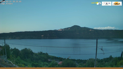 immagine della webcam nei dintorni di Tor San Lorenzo: webcam Castel Gandolfo