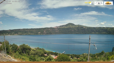 immagine della webcam nei dintorni di Rocca di Papa: webcam Castel Gandolfo