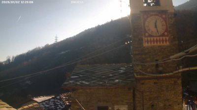 immagine della webcam nei dintorni di Castelnuovo Nigra: webcam Ingria