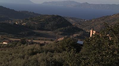 immagine della webcam nei dintorni di Giardini-Naxos: webcam San Piero Patti