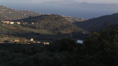 immagine della webcam nei dintorni di Brolo: webcam San Piero Patti