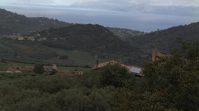 immagine della webcam nei dintorni di Patti: webcam San Piero Patti
