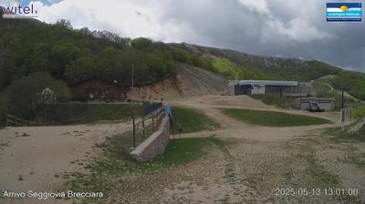 immagine della webcam nei dintorni di Campo Felice: webcam Rocca di Cambio