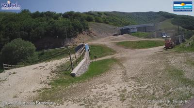 immagine della webcam nei dintorni di L'Aquila: webcam Rocca di Cambio