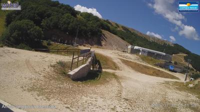 immagine della webcam nei dintorni di Campo Imperatore: webcam Rocca di Cambio