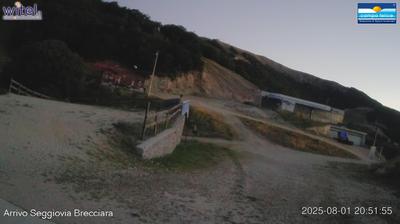 immagine della webcam nei dintorni di Campo Imperatore: webcam Rocca di Cambio