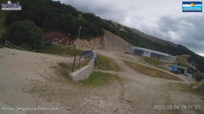 immagine della webcam nei dintorni di Pizzoli: webcam Rocca di Cambio