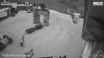 Preview delle webcam di Rocca di Cambio: Partenza seggiovia Brecciara