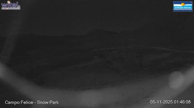 immagine della webcam nei dintorni di Gagliano Aterno: webcam Rocca di Cambio