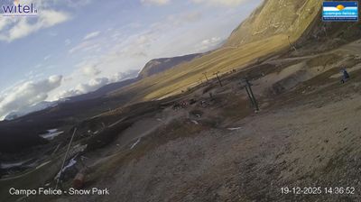 immagine della webcam nei dintorni di Campo Felice: webcam Rocca di Cambio