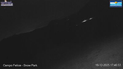 immagine della webcam nei dintorni di Pizzoli: webcam Rocca di Cambio