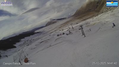 immagine della webcam nei dintorni di Campo Felice: webcam Rocca di Cambio