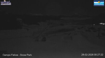 immagine della webcam nei dintorni di Campo Felice: webcam Rocca di Cambio