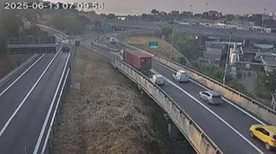 immagine della webcam nei dintorni di Pratozanino: webcam Valleggia