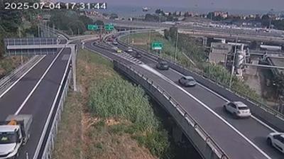 immagine della webcam nei dintorni di Finalborgo: webcam Valleggia