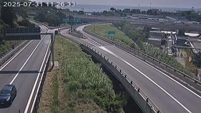 immagine della webcam nei dintorni di Spotorno: webcam Valleggia