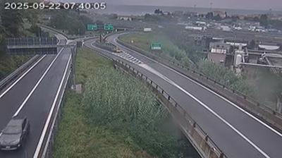immagine della webcam nei dintorni di Finale Marina: webcam Valleggia