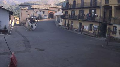 immagine della webcam nei dintorni di Rucas di Bagnolo: webcam Oncino