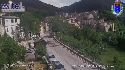 immagine della webcam nei dintorni di Pettorano sul Gizio: webcam Bisegna