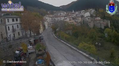 immagine della webcam nei dintorni di Ovindoli: webcam Bisegna