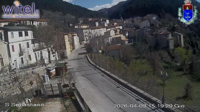 immagine della webcam nei dintorni di Civitella Roveto: webcam Bisegna