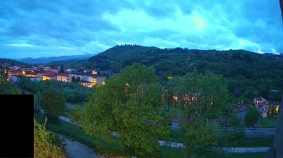 immagine della webcam nei dintorni di Londa: webcam Pratovecchio