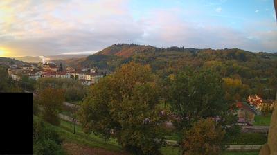immagine della webcam nei dintorni di Portico e San Benedetto: webcam Pratovecchio